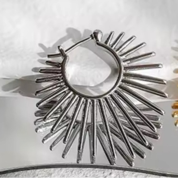 Anthropologie Silver Sunburst Hoop Earrings - Picture 7 of 8